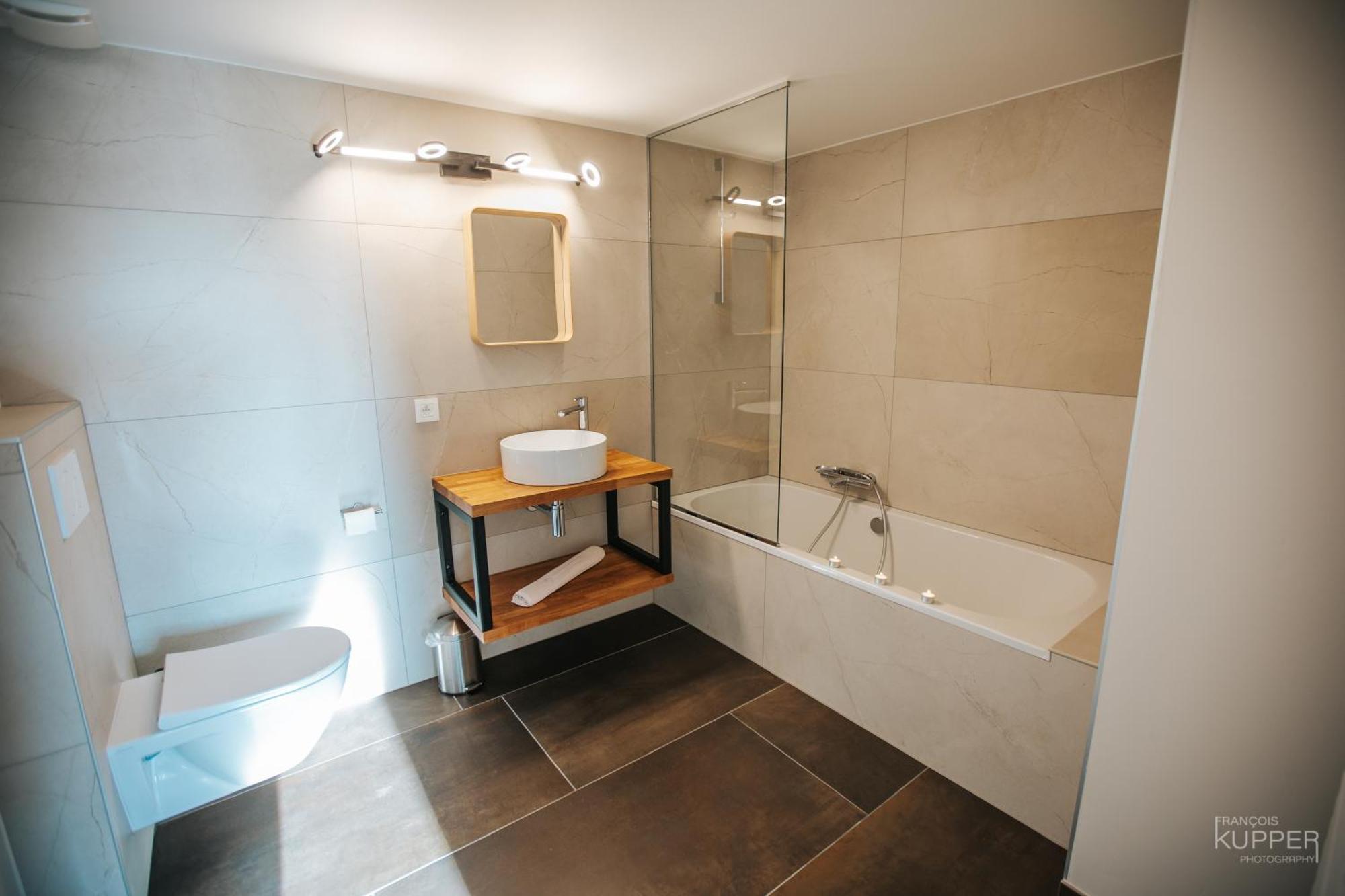 Le Noir Flohay 30 Pers - Malmedy, Vue, Wellness Villa Buitenkant foto